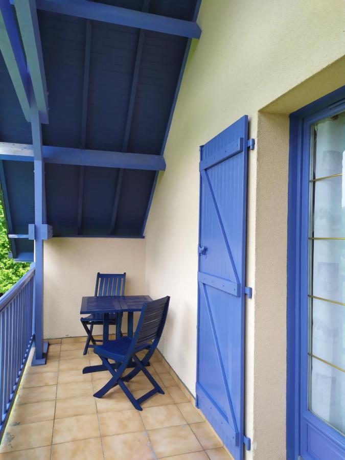 Chambres d'Hôtes Le Relais du Passage de la Roche Le Mesnil-sous-Jumièges Exterior foto